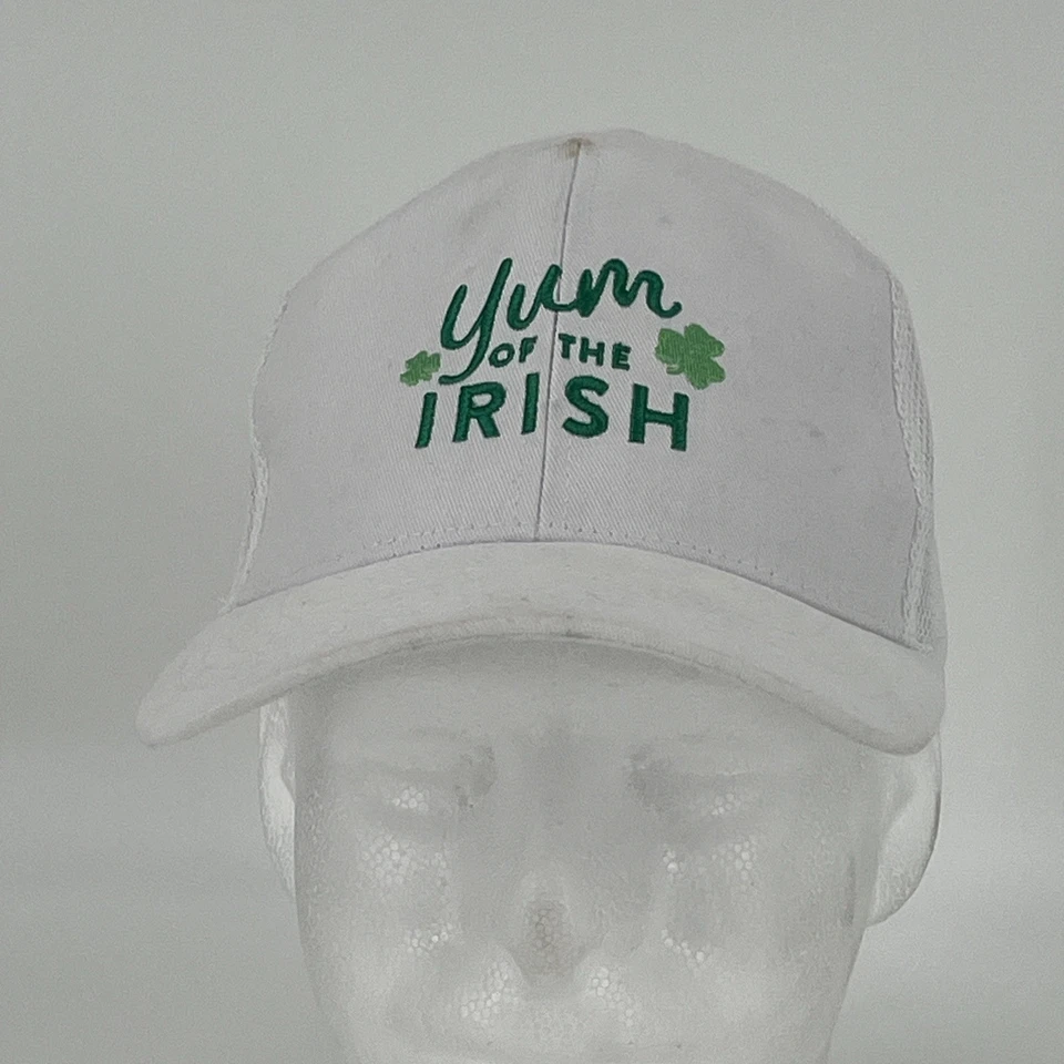 Gorra de béisbol Baileys Ron - Yum Of The Irish - SnapBack blanca en muy buen estado Foto 2 de 4