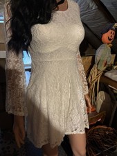 Ladies Lulus White Dress Size M