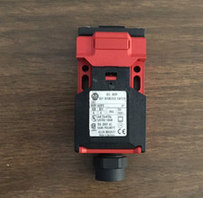 Allen-Bradley 802F-S62P2 interlock switch