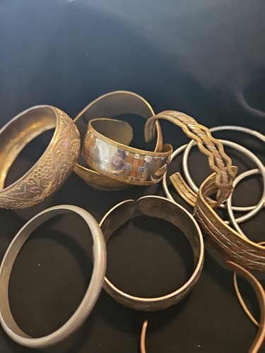 Lot of Cuff & Bangle Bracelets Mixed Metals/Materials - Picture 3 of 8