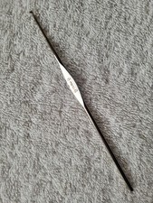 Vintage Used Hero Crochet Hook Made In Japan Size 6 Metal Silver