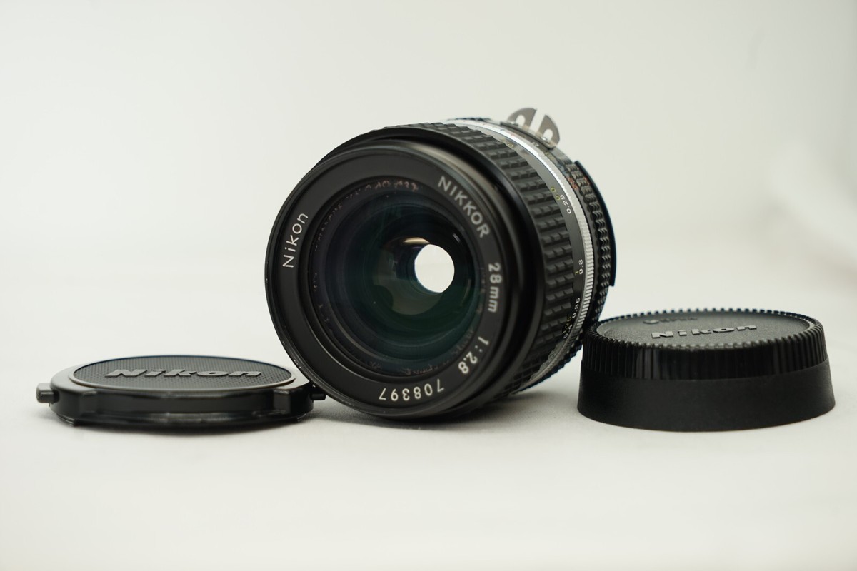 超美品 Nikon NIKKOR Ai-s 28mm F2.8 #181 Amazon.com : Nikon Nikkor 28mm F/2.8 Ai Wide Angle Lens