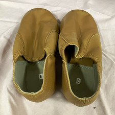 Beige Unisex Jazz Hip Hop Dance Shoes Slip-On, Size 6, MPN Does Not Apply