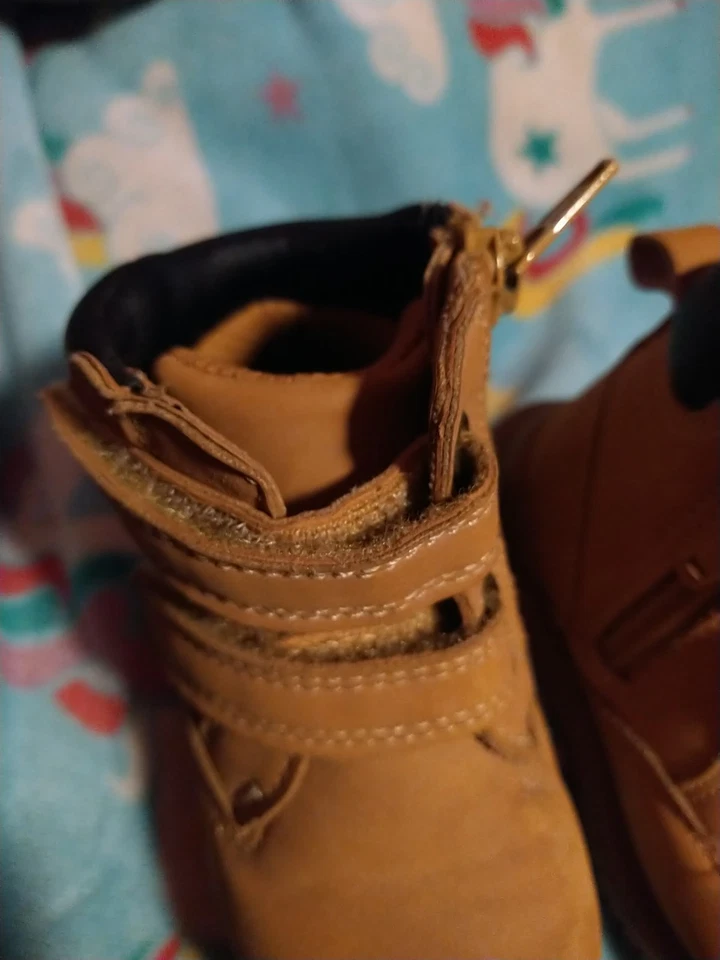 Timberland Baby Dupes Talla 5 Correa Perfecto Estado Sin Caja Cremallera Foto 4 de 4