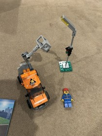 LEGO City: Light Repair Truck (60054); Retired; 100% Complete-Free Shipping!