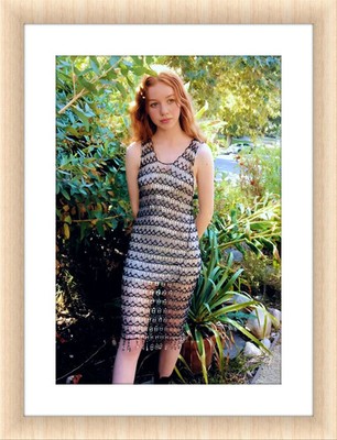 Abby Donnelly 13 x 19 Color Unframed Photograph Collectable Art Print