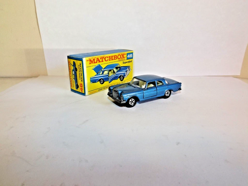 MATCHBOX TRANS. S/F NO.46-S MERCEDES 300 SE RARE BLUE BODY MIB - Image 2 of 4