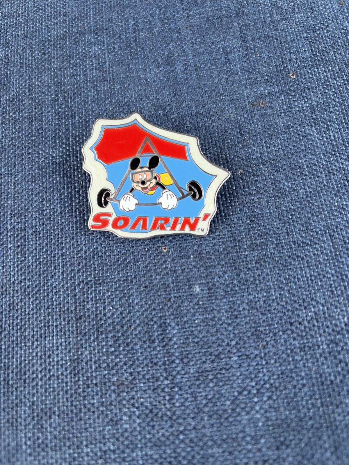 Soarin Glider Mickey Mouse Disney Pin (B4)