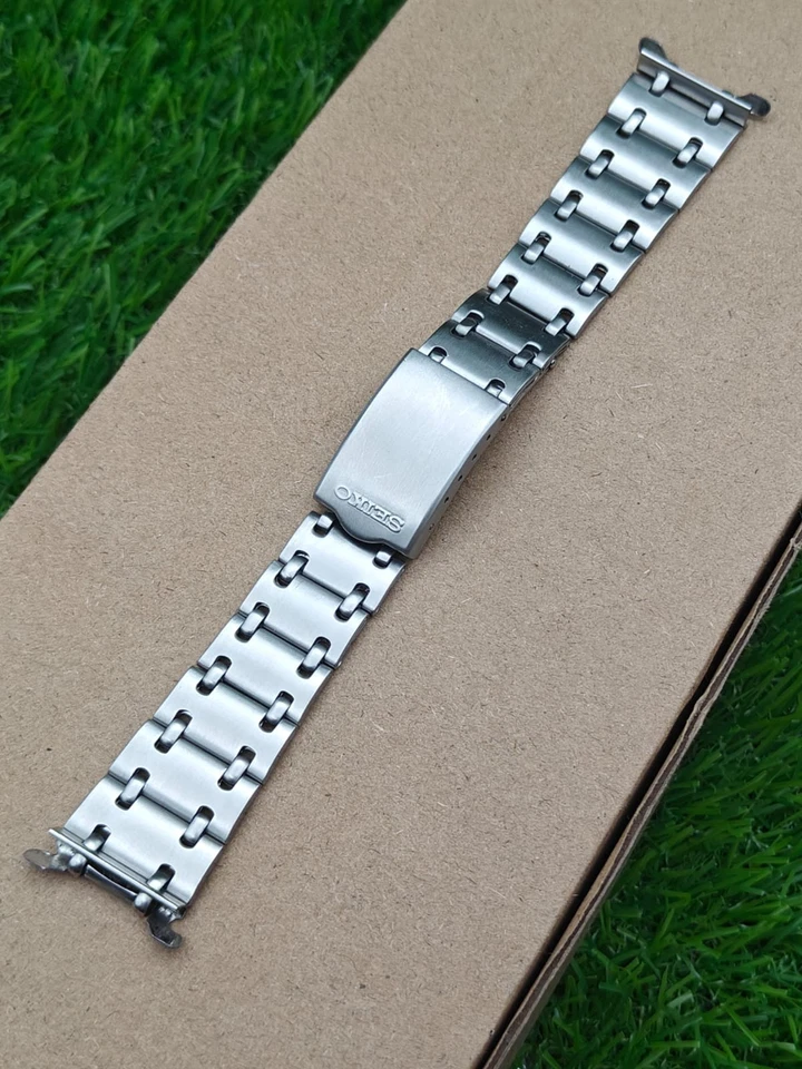 Vintage Seiko Bruce Lee 20mm Bracelet Rail Road SS 6139-6017 6139-6011 6139-6019 - Image 2 of 4