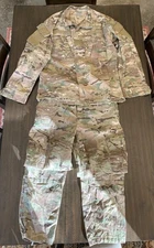 US Military Cold Weather Field Coat& Pants 8415-01-599-0485 Medium/Regular camo