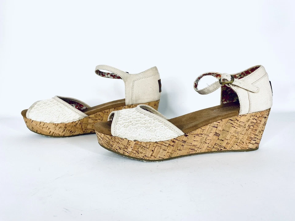 Сандалии Toms пробковые на танкетке бежевые хлопковые ремни на платформе слинг сзади с открытым носком размер 9 Вт - Изображение 3 из 4