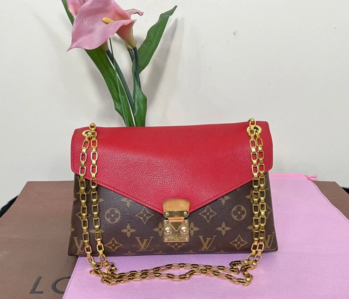 Authentic Louis Vuitton Pallas Chain Shoulder Bag Monogram Canvas