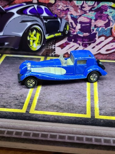 1978 Tomica Blue Bugatti Coupe De Ville F46 Diecast Car Japan 1:80 - Picture 2 of 6
