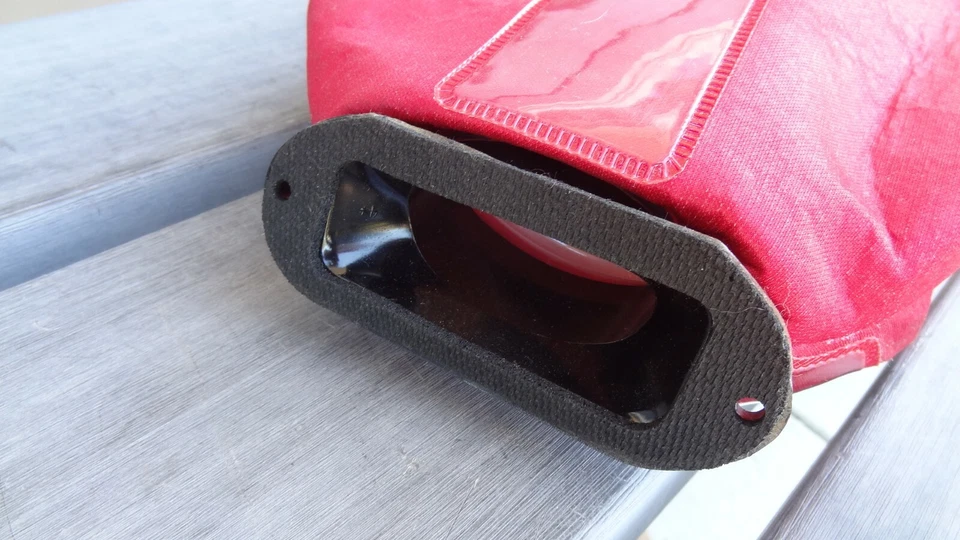 Sanitaire ALLERGEN FILTRATION 商用直立 ST 风格拉链真空吸尘器袋 — 第 3/4 张图片