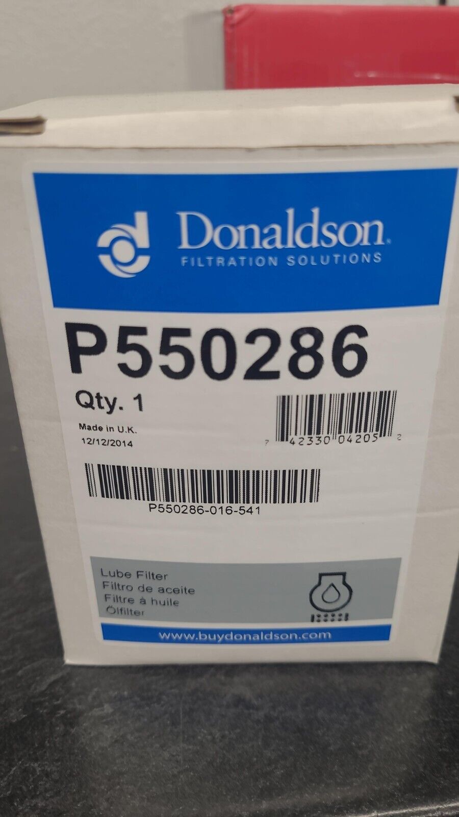GENUINE NEW DONALDSON OIL FILTER P550286