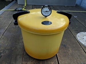 Vintage Presto Pressure Cooker Canner 01/CA21H 21 Quart ...