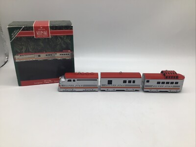 Vintage 1992 Hallmark Keepsake  Silver Star  Train Set Of 3 Cast Metal Ornament