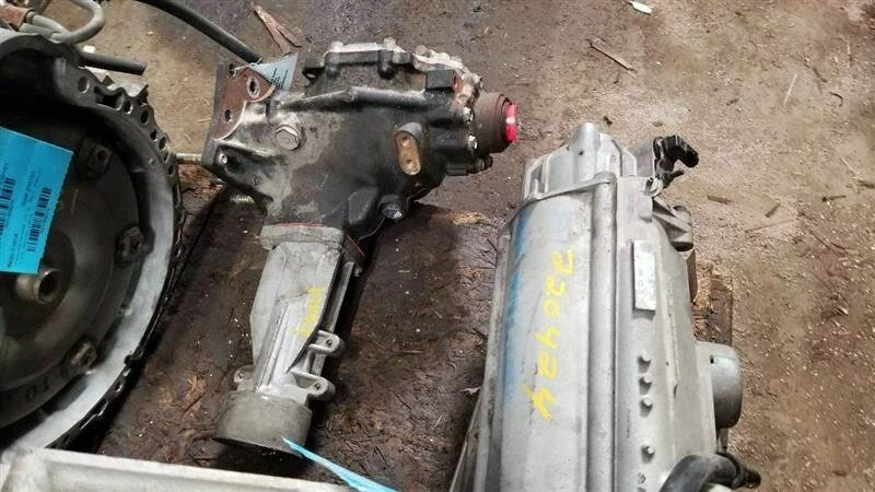 2004-2010 Toyota Sienna Transfer Case AWD Foto 3 de 4