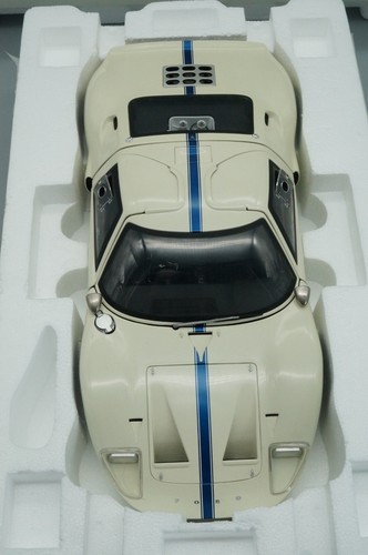 1/12 GMP G1201313 Ford GT40 Road Car WHITE 1 of 150 - DK500 -Defekt- - Bild 3 von 15