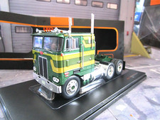 PETERBILT 352 Pacemaker 1979 grün Truck LKW Zugmaschine TRU184 IXO 1:43