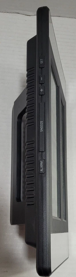 La Crosse Technology 513-1417ALV4 Atomic Digital Wall Clock - Image 3 of 4