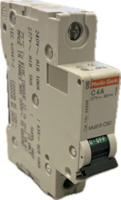 MERLIN GERIN 24428 C 4A Multi 9 C60