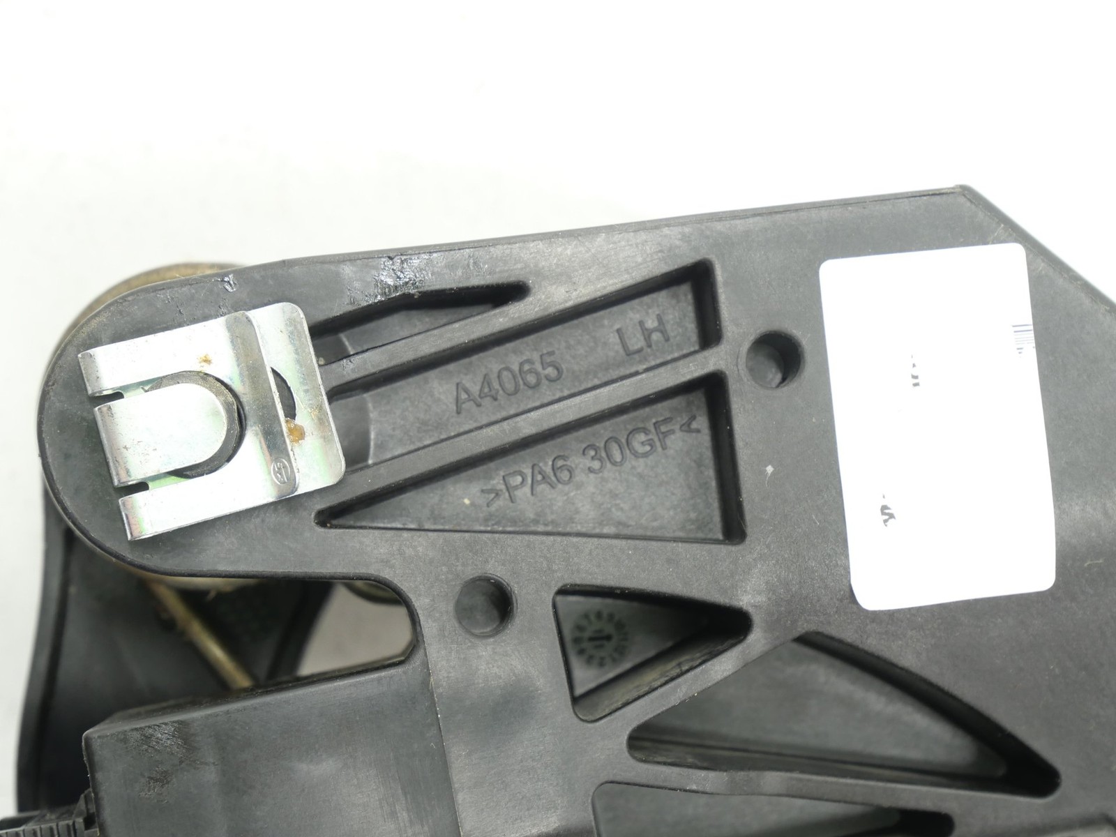 Used Brake Stop Pedal Pad Support Bracket Assembly 2020-2023 Used Mclaren GT OEM
