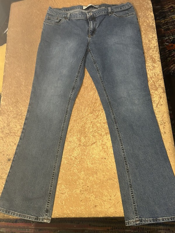 VTG Y2K Gap Ultra Low Rise Stretch Bootcut Jeans Women’s inseam Size 30” 