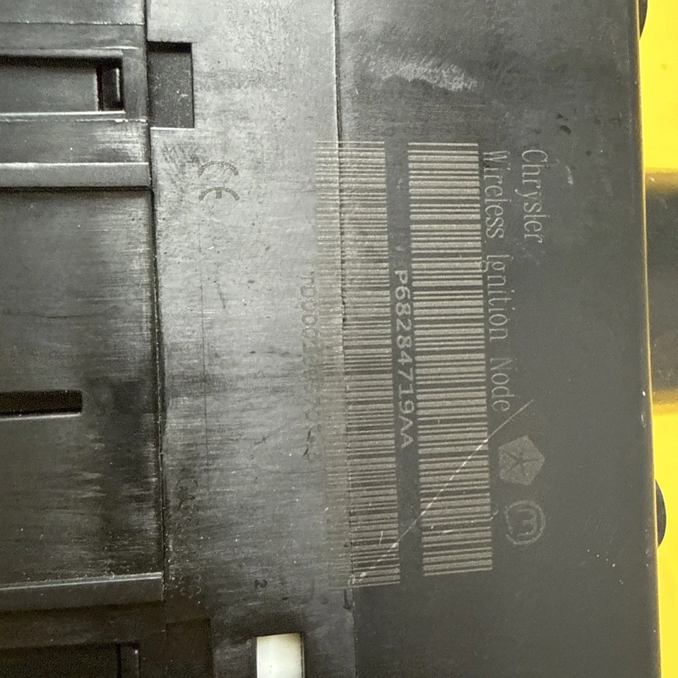 Nó de ignição sem fio WIN 2008-2010 Dodge Charger Chrysler 300 Jeep 68292755AA - Imagem 4 de 4