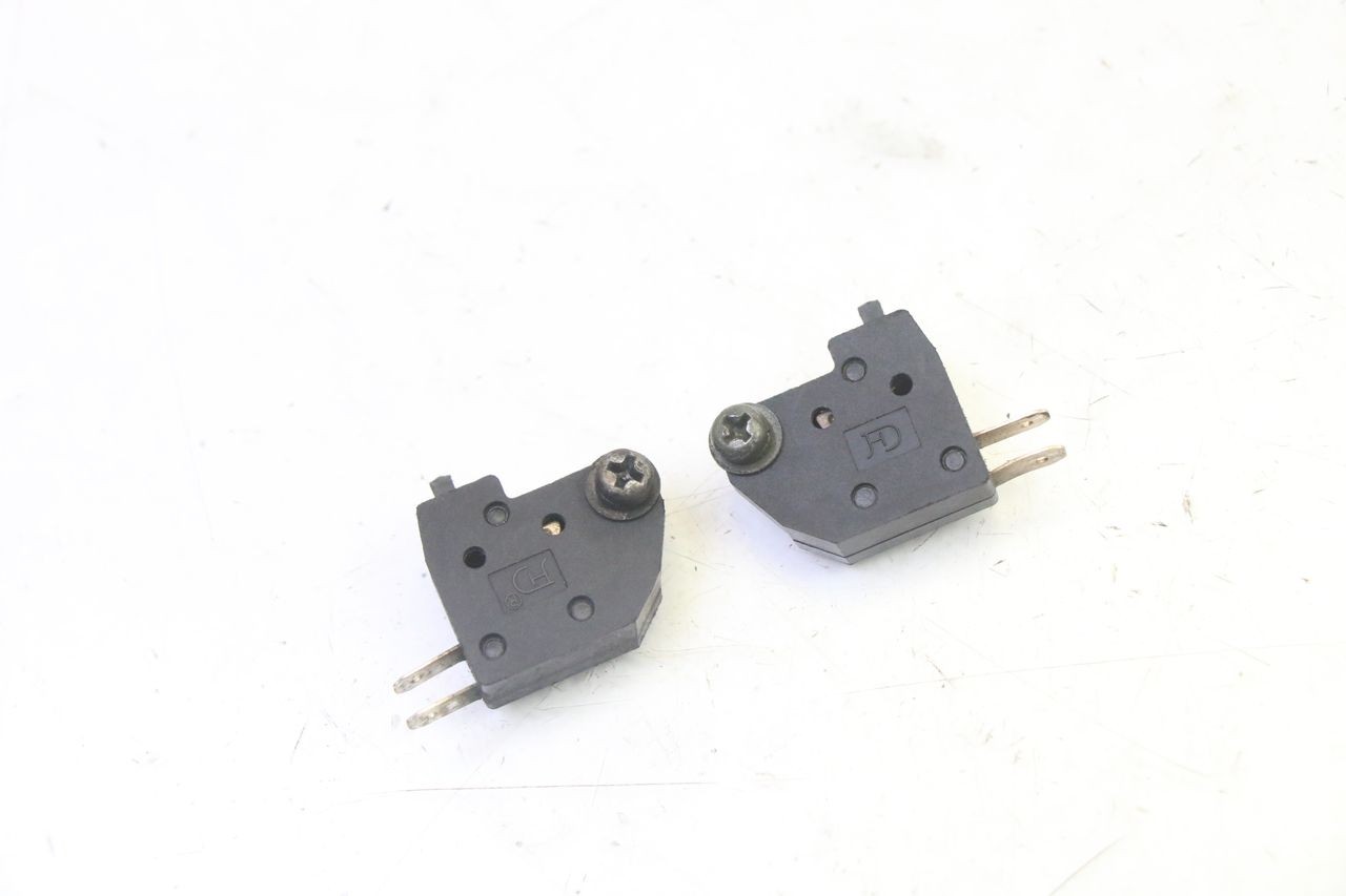STOP LIGHT SWITCH - PEUGEOT TWEET PRO CARGO 50 (2018 - 2020)