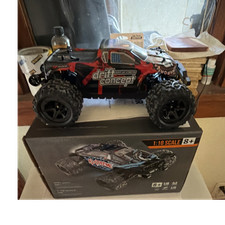 Remote-Controlled Drift Concept Racing Off-Road 4x4 Truck 1:18 Scale, Red,
