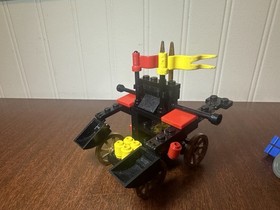 Lego 6039  Twin-Arm Launcher Complete Broken Barding Clip No Instructions Or Box