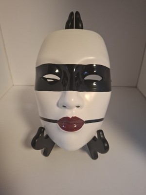 David Mack's Kabuki Mask (Moore Creations)