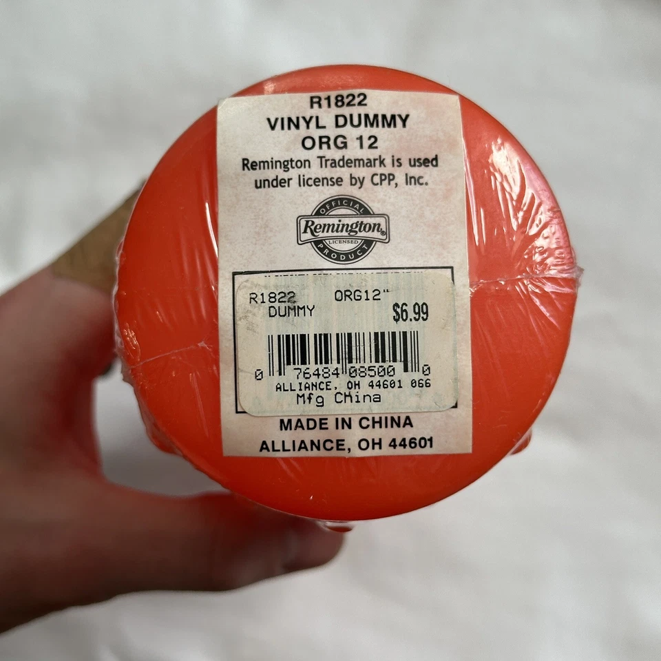 Maniquí de vinilo Remington modelo R1822 juguete de entrenamiento para perros naranja Foto 3 de 3