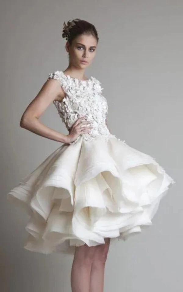 Elegant Short Wedding Dresses Spaghetti Straps Tiered 3D Floral Bridal Gowns - Image 2 of 4