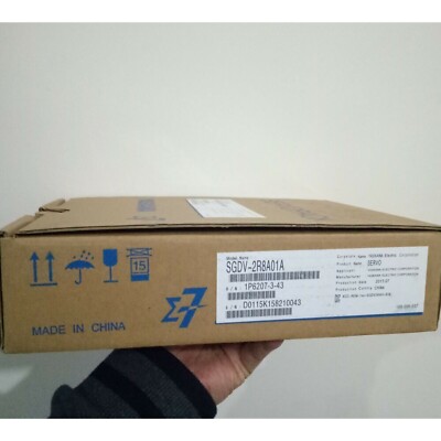 1 Stück Yaskawa SGDV-2R8A01A Servoantrieb SGDV2R8A01A NEU im Karton Expressversand