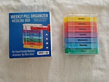 MEDCa Weekly Pill Organizer w/Stackable AM/PM Compartments Ex Cond