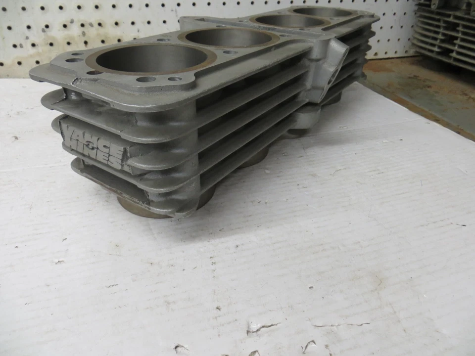 1980-1985 Suzuki GS11/1150 V&H bloque grande con mangas nuevas sin terminar diámetro 80 mm Foto 3 de 4