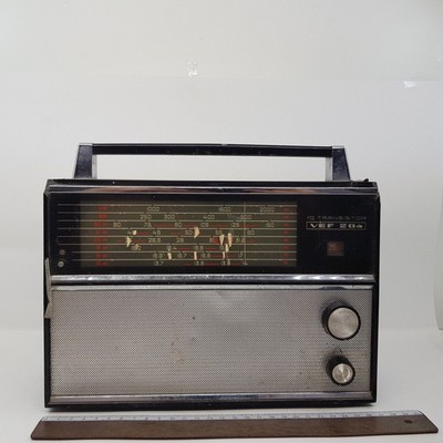 シャープ】FM/AMラジオカセットレコーダー【GF-204】