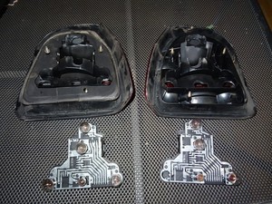 Rücklichter VW Golf links und rechts mit Leuchtenhalter gebraucht mit Spuren