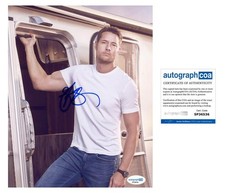 Justin Hartley "Tracker" AUTOGRAPH Signed 'Colter Shaw' 8x10 Photo ACOA
