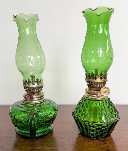 Vintage Pair Of Green Glass Miniature Oil Lamps - Picture 3 of 17