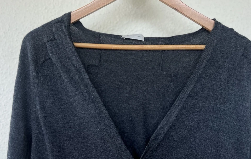 Cárdigan Suéter Clásico Balenciaga Paris Gris Lana Mezcla Cachemira Cuello en V Botón Foto 2 de 4