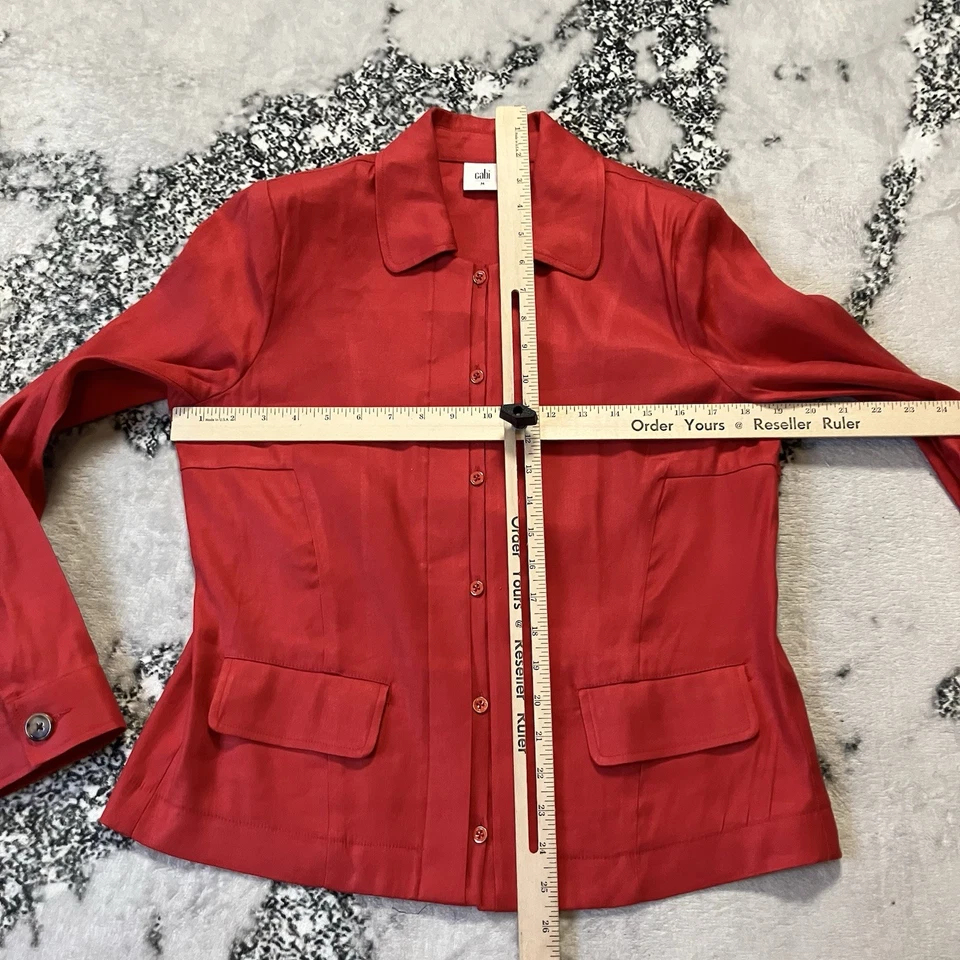 Chaqueta Cabi para Mujer Talla Mediana San Valentín Rojo Mezcla de Lino Almohadillas para el Hombro con Botones Foto 4 de 4