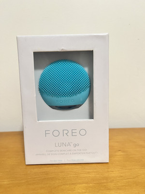 FOREO LUNA go Oil Skin Facial Brush & Anti-Aging Device BLUE New