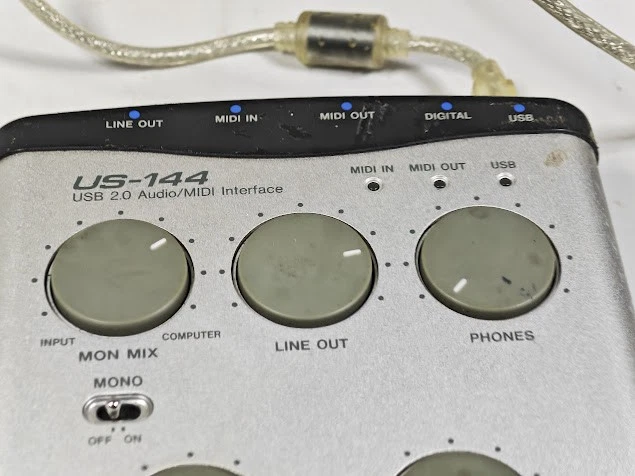 TASCAM US-144 USB 2.0 Audio/Midi Interface - Ungeprüft, Gebraucht - Bild 3 von 4