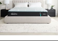 mattress king brand new Tempur-Pedic