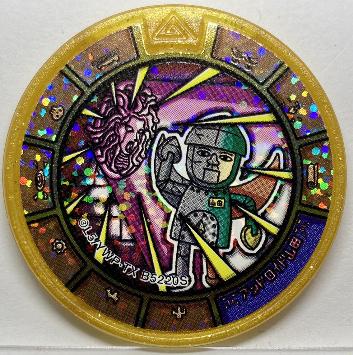 妖精の国Irelandから来た ＊まぁるい手鏡◯ YoKai Watch Sighborg Y Gold Rank Medals Yo-kai Treasure Medal