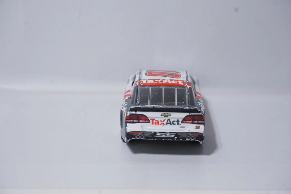 Suelto Danica Patrick 2017 Ley de Impuestos 1/64 Diecast Nascar Modelo Diecast ¡LEER SUELTO!! Foto 4 de 4