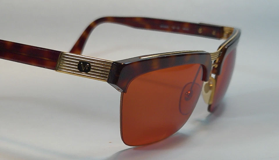 Óculos de sol Florence Vogue vo 2003 excelente vintage feito na Itália novo  - Imagem 3 de 4